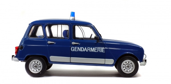 RENAULT 4L GTL - GENDARMERIE - 1978