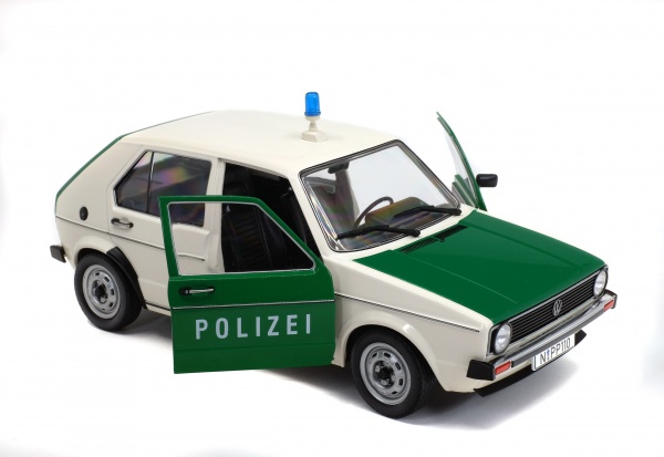 VOLKSWAGEN GOLF L - POLIZEI