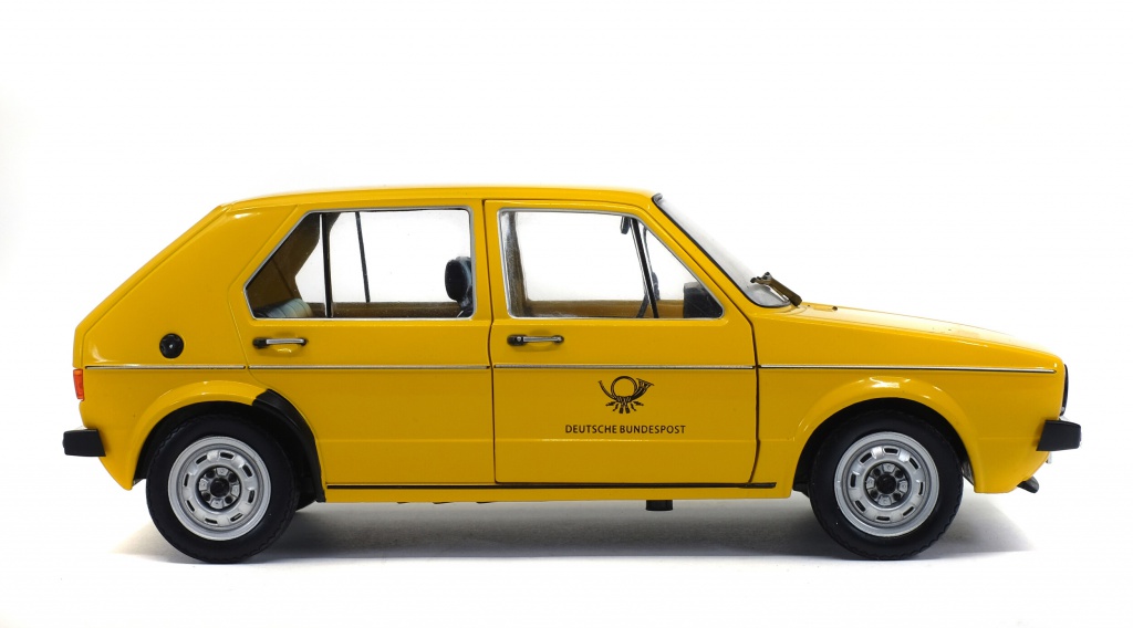VOLKSWAGEN COCCINELLE BERLINE 1949 DEUTSCHE BUNDESPOST jaune 1/17 no 1