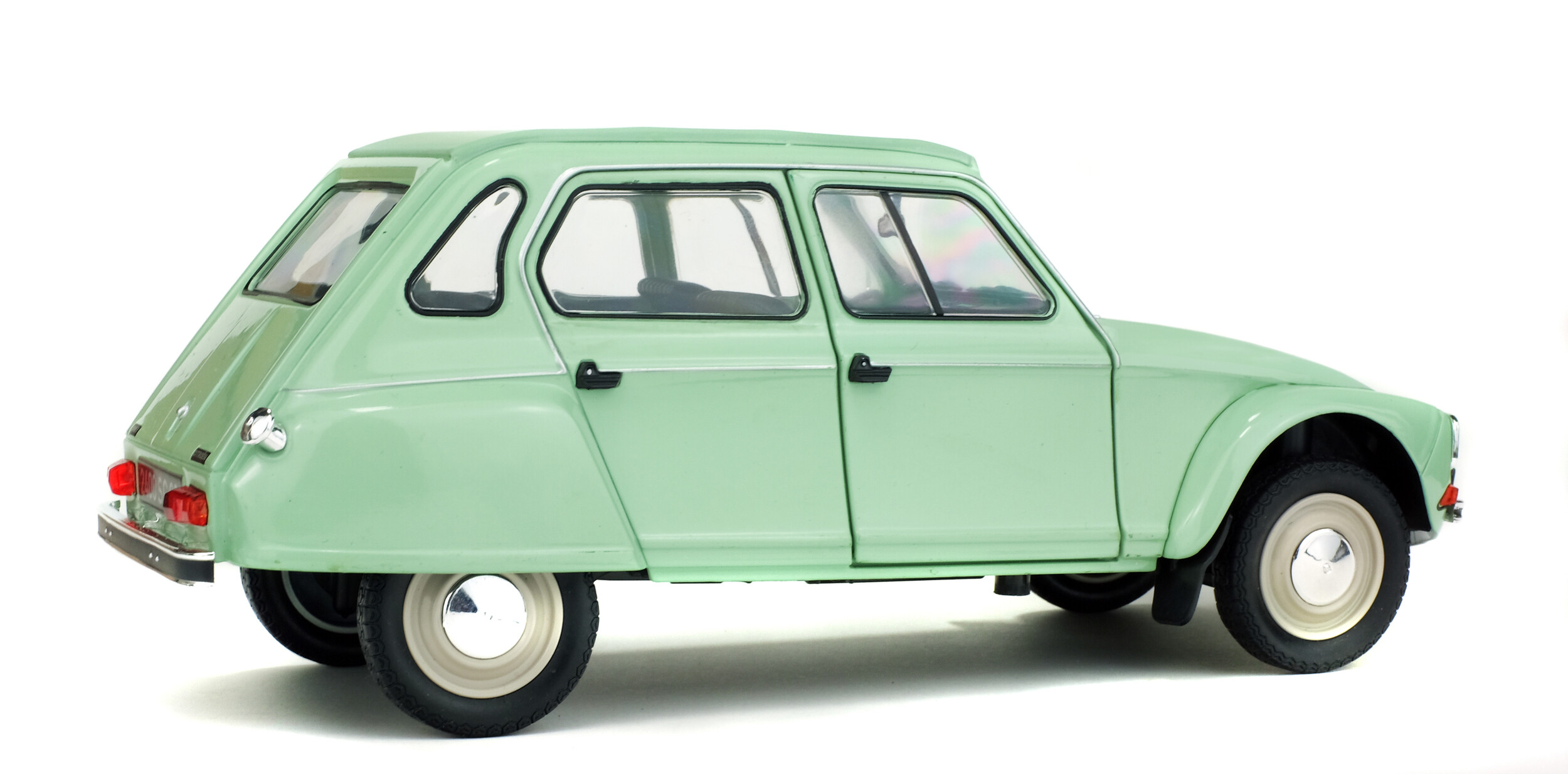 CITROËN DYANE 6 - VERT JADE - 1967 - Solido