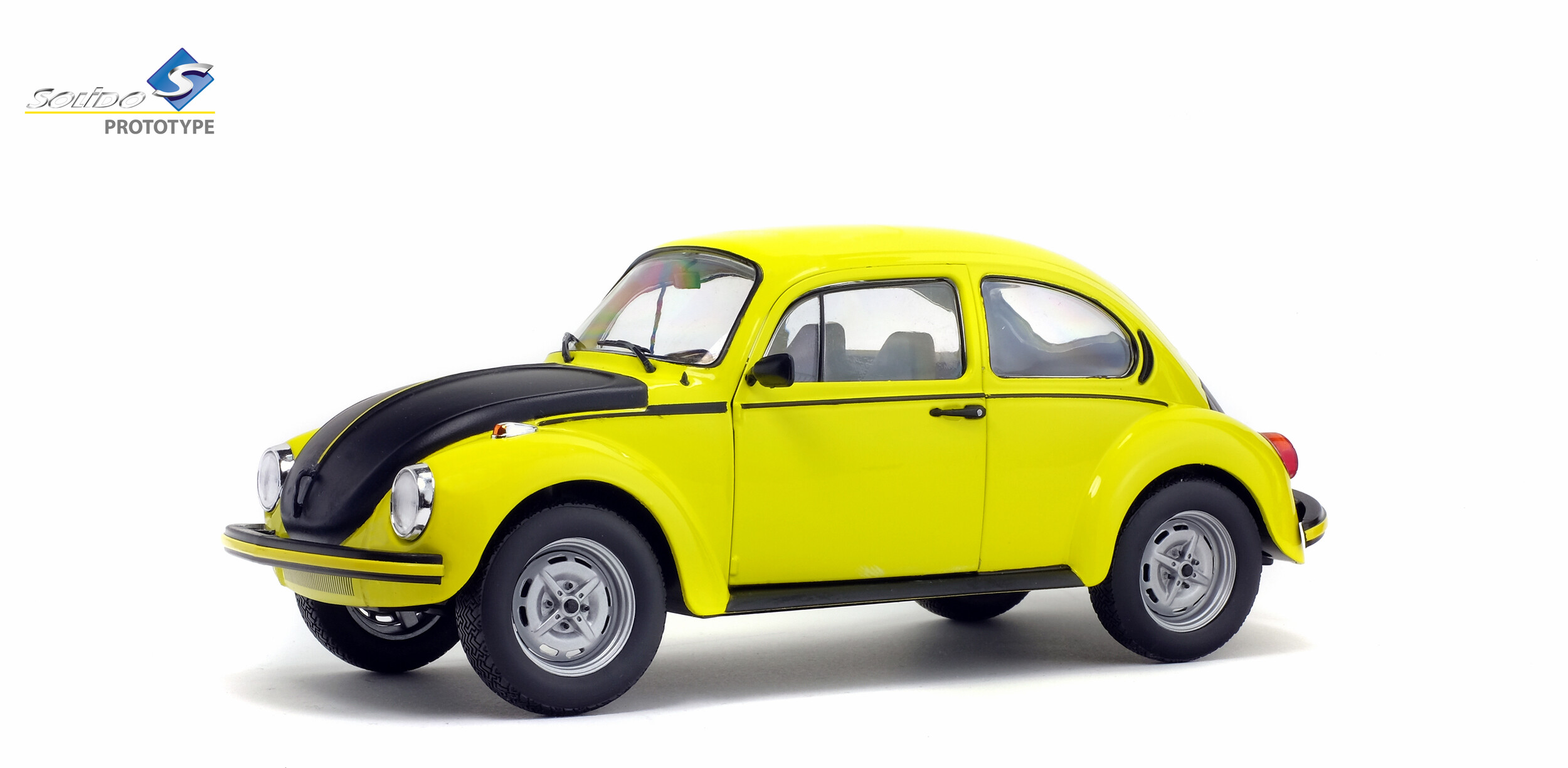 VOLKSWAGEN BEETLE 1303 - GSR - 1974 - Solido