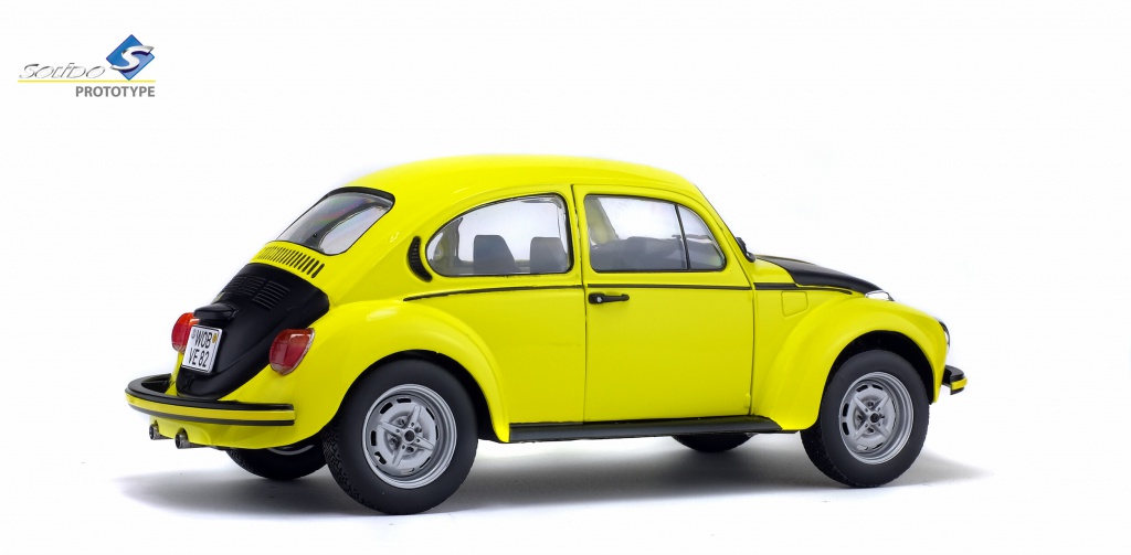 Solido 1:18 Volkswagen VW Käfer 1303 GSR Opførselsår 1973 gul / sort