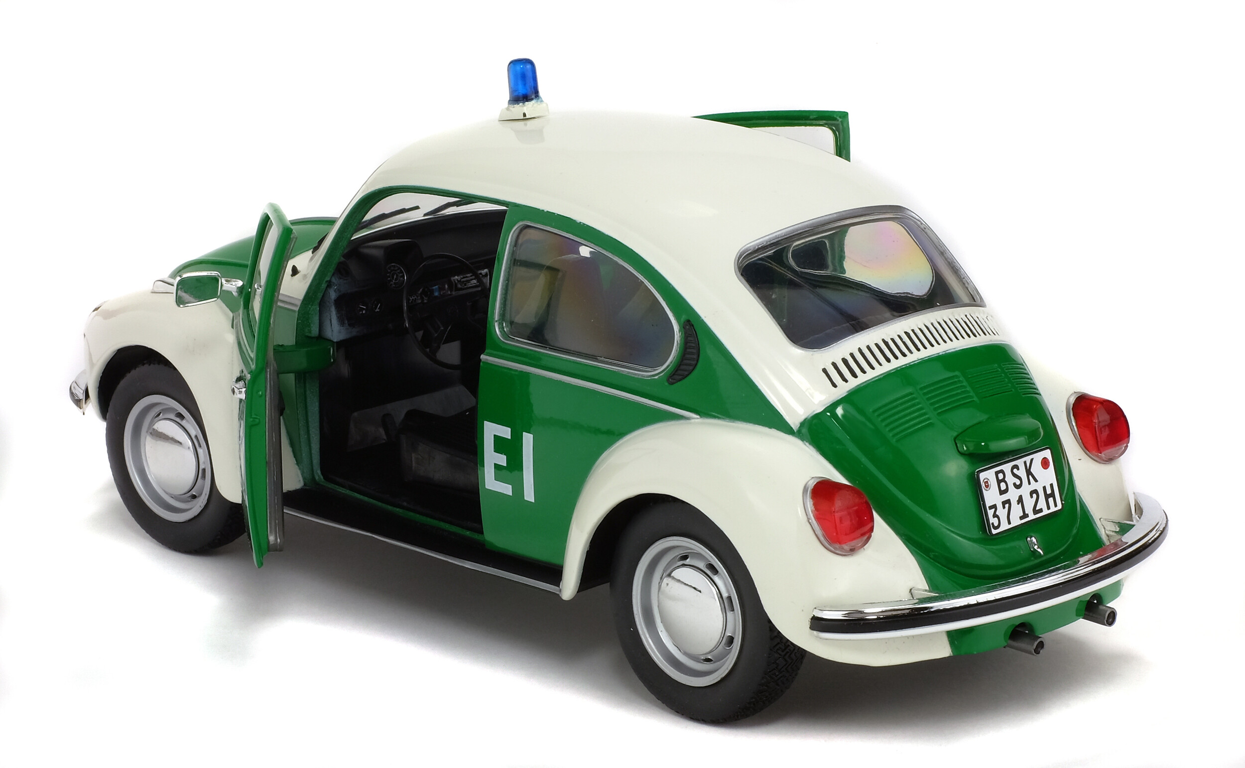 VOLKSWAGEN BEETLE 1303 - POLIZEI - Solido