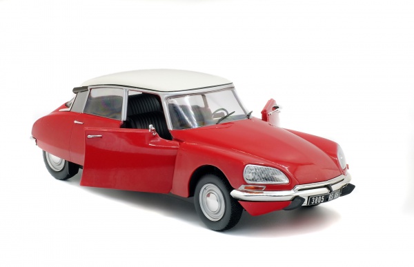 CITROEN D SPECIAL 1972 ROUGE MASSENA