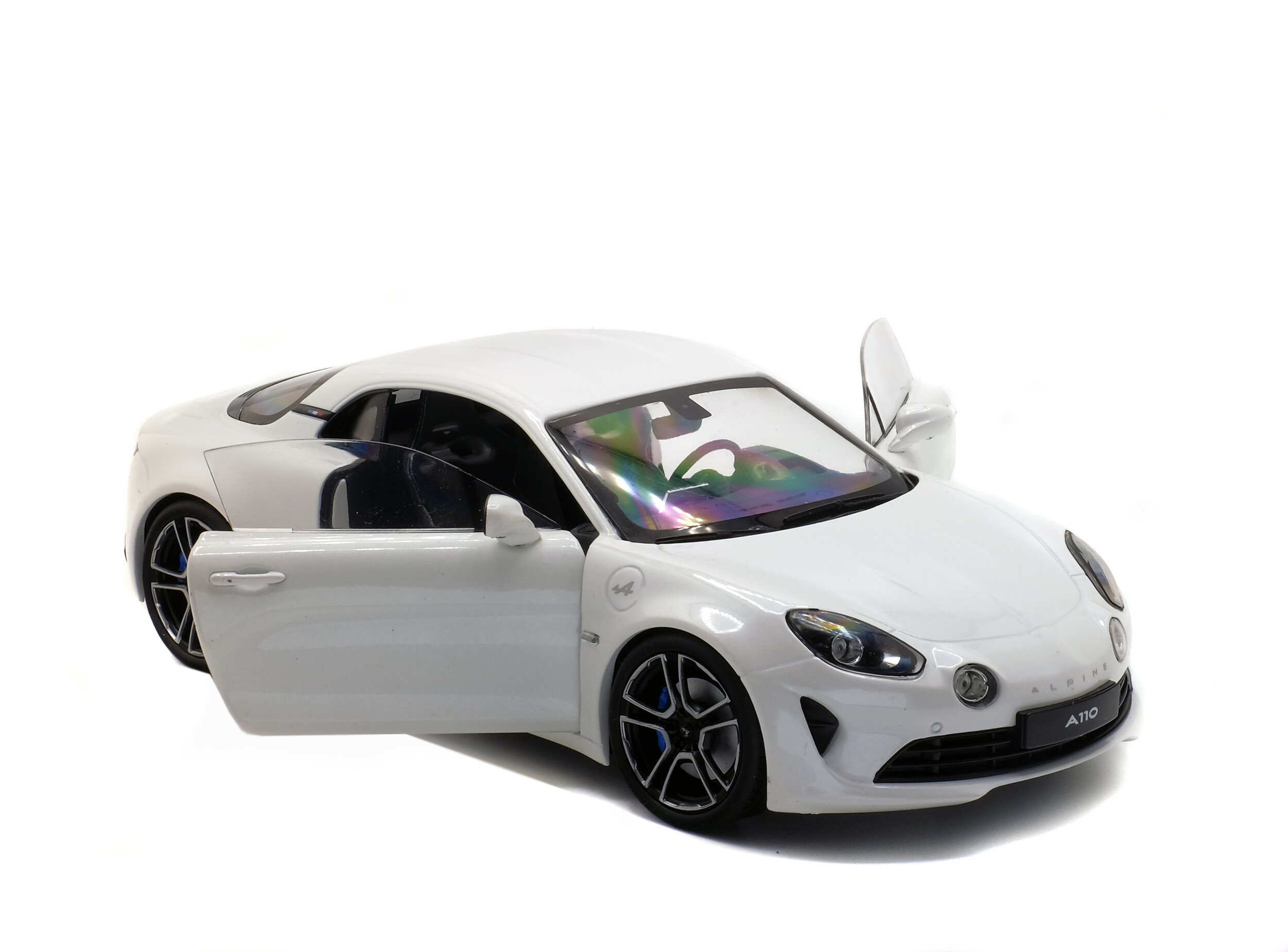ALPINE A110 PREMIERE EDITION BLANC IRISE 2017 Solido