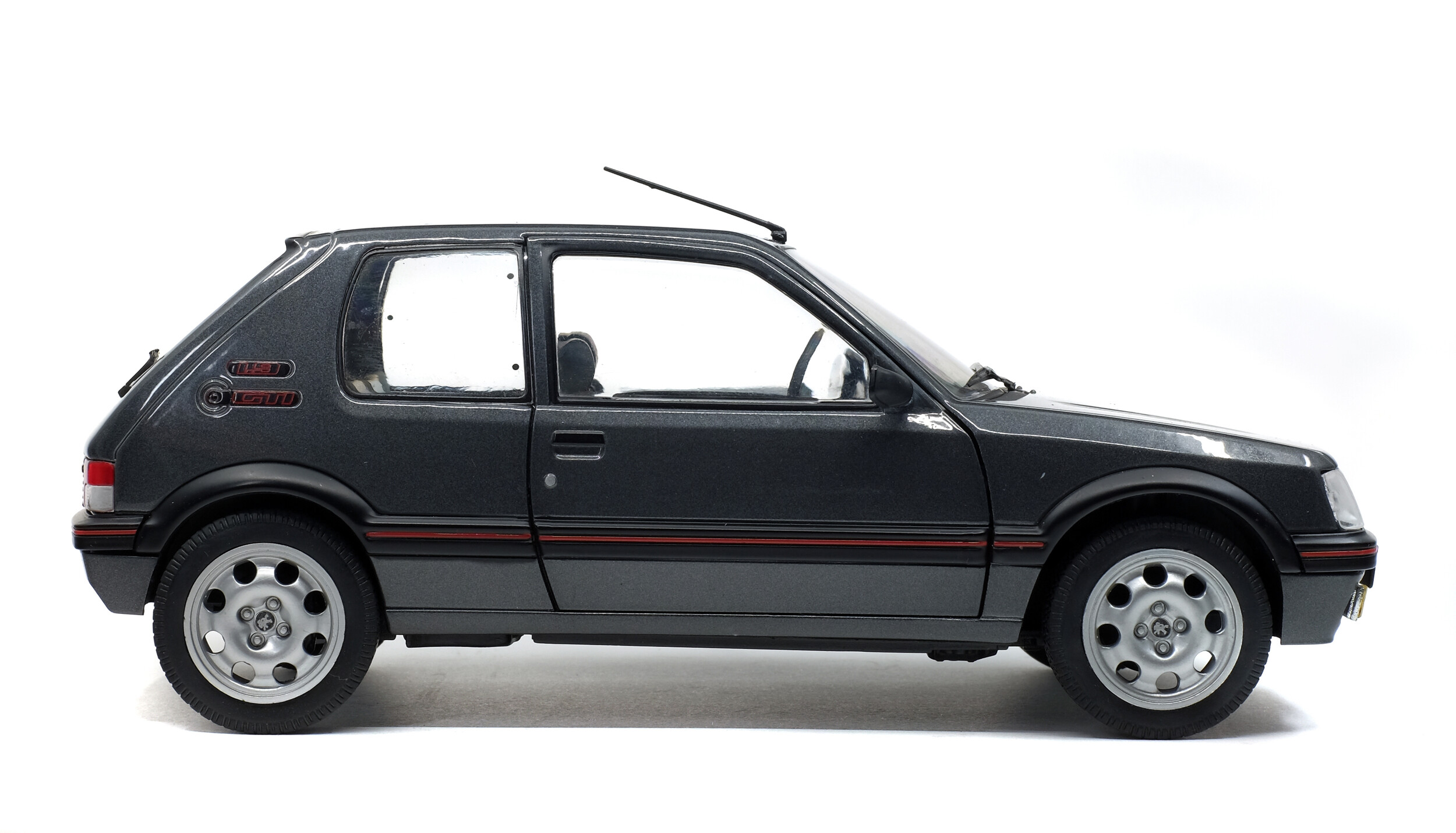 SOLIDO 421185790 1:18 1990 Peugeot 205 GTI MK2-Nero