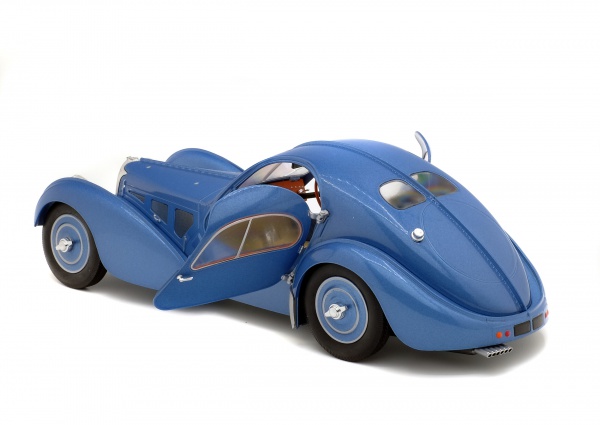 BUGATTI TYPE 57 SC ATLANTIC - GRIS BLEU METALLISE - 1937