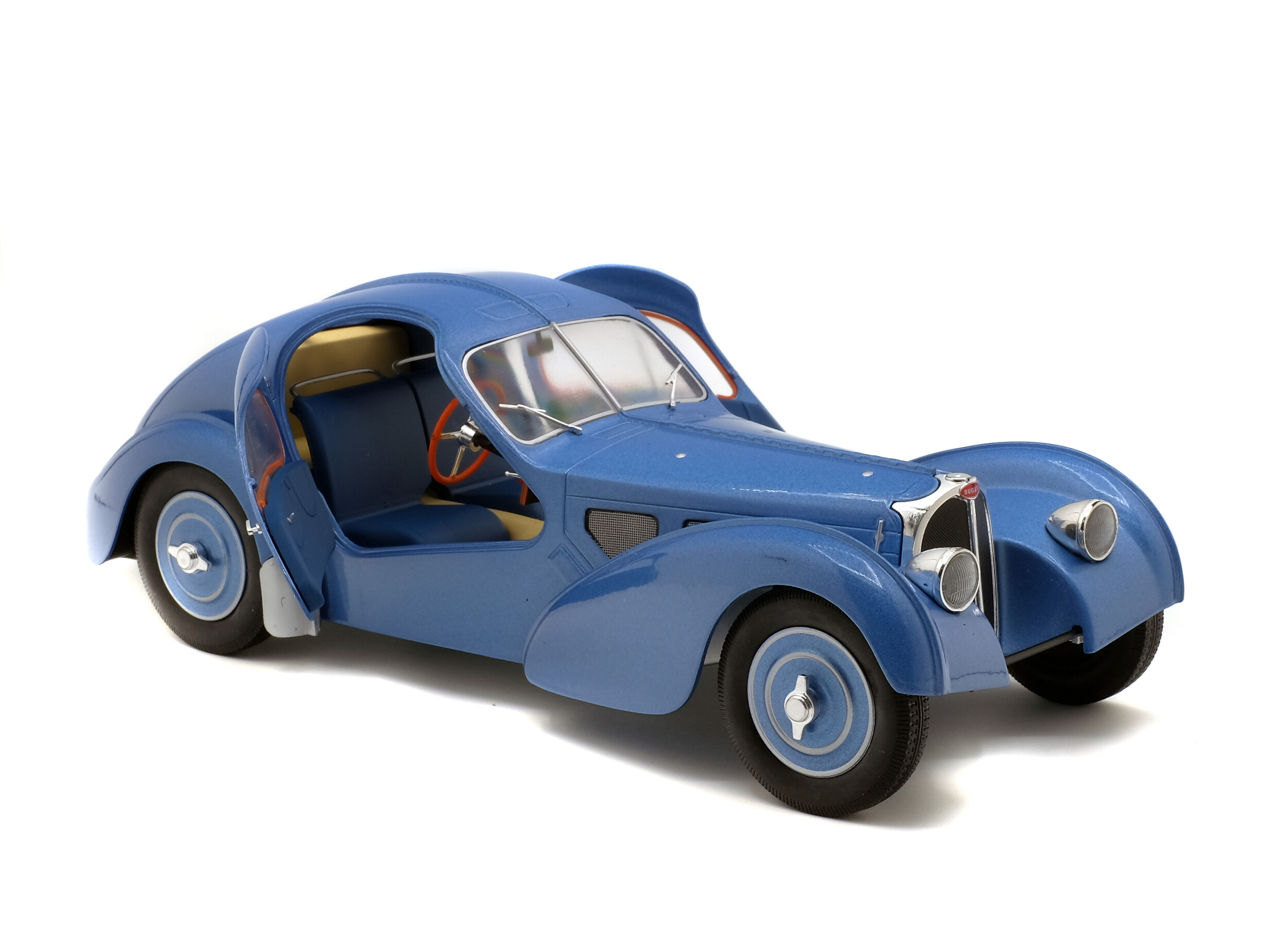 BUGATTI TYPE 57 SC ATLANTIC - GRIS BLEU METALLISE - 1937 - Solido