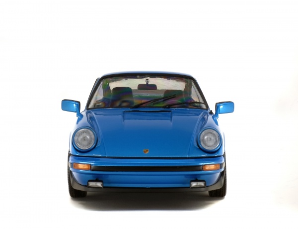 PORSCHE 911 CARRERA 3,0 COUPE - MINERVA BLUE - 1984