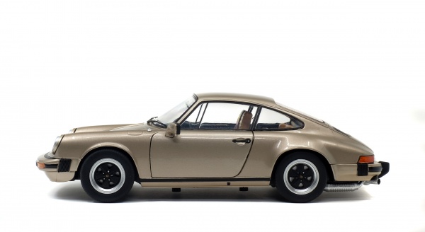 PORSCHE 911 3,2 CARRERA - BRONZE - 1977