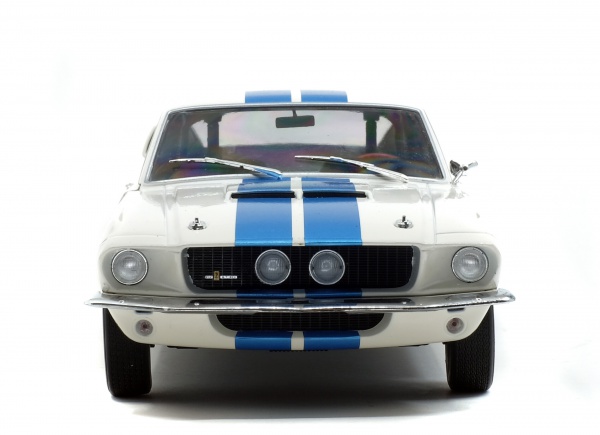 SHELBY GT500 - WIMBLEDON WHITE / BLUE STRIPES -1967 - Solido