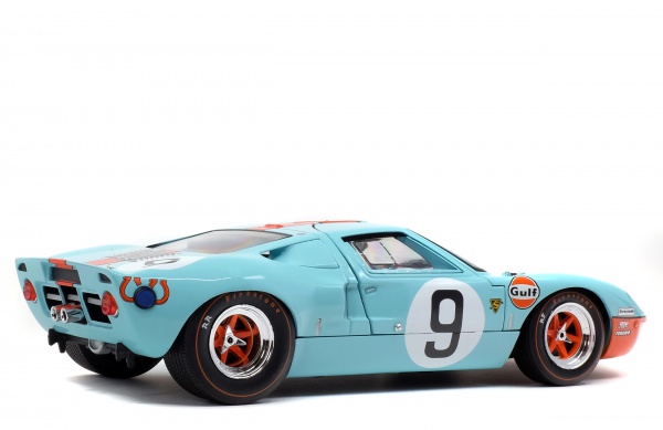 FORD GT 40 MK1 - WINNER LE MANS 1968 - P.RODRIGUEZ / L.BIANCHI #9