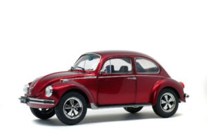 VOLKSWAGEN - BEETLE 1303 - CUSTOM METALLIC RED - 1974