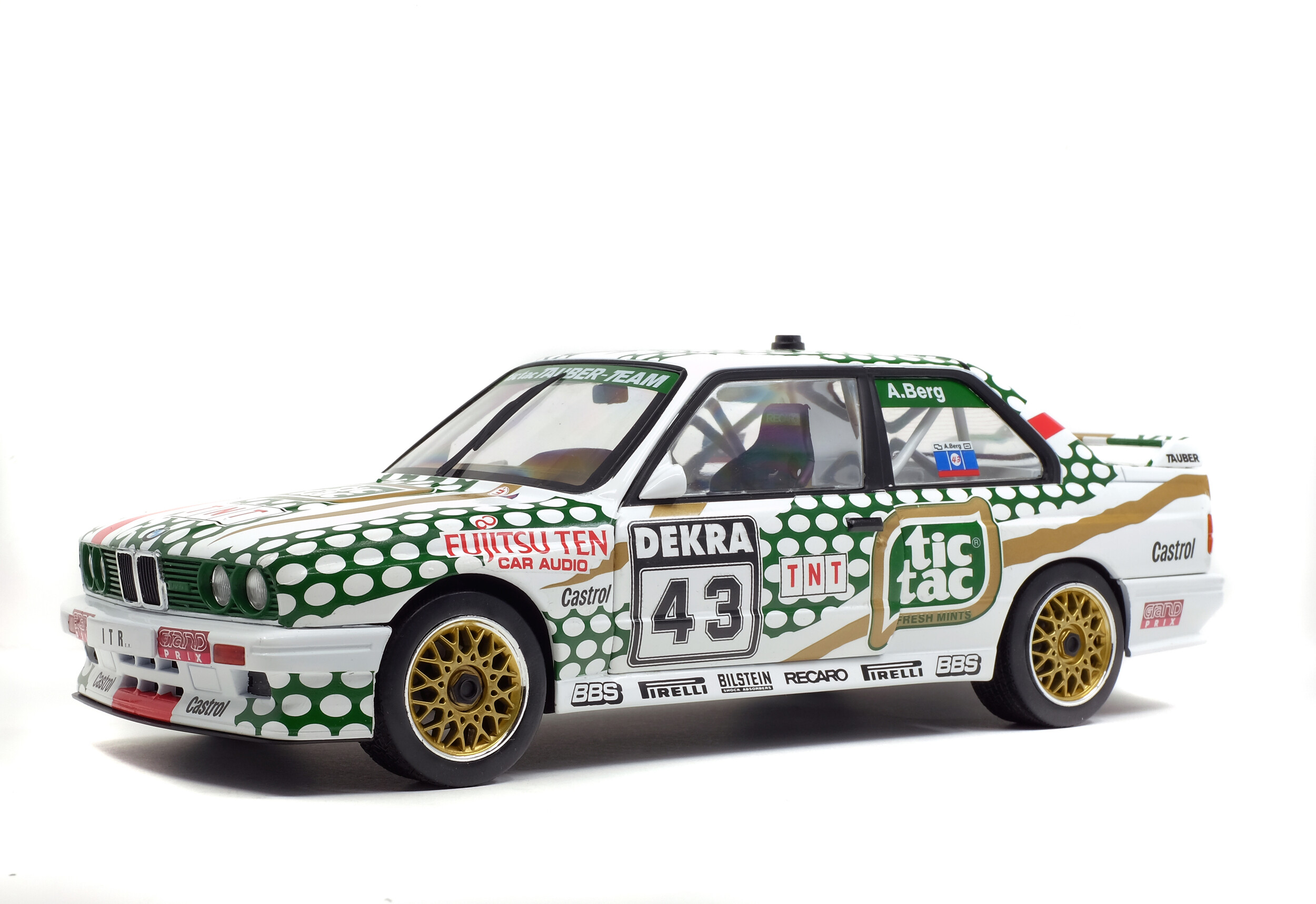 BMW E30 M3 - DTM - 1991 - A. Berg #43 - Solido