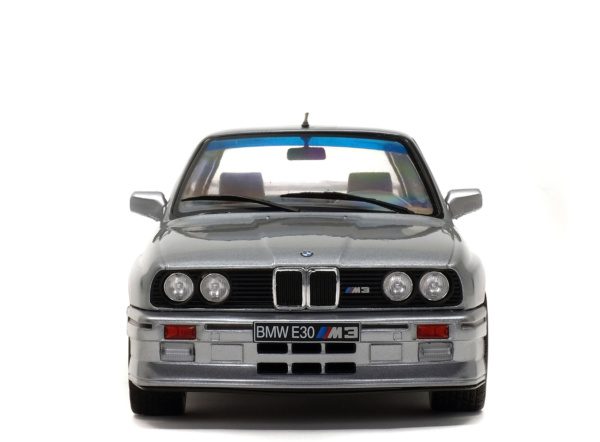 BMW E30 M3 - STERLING SILVER METALLIC - 1990