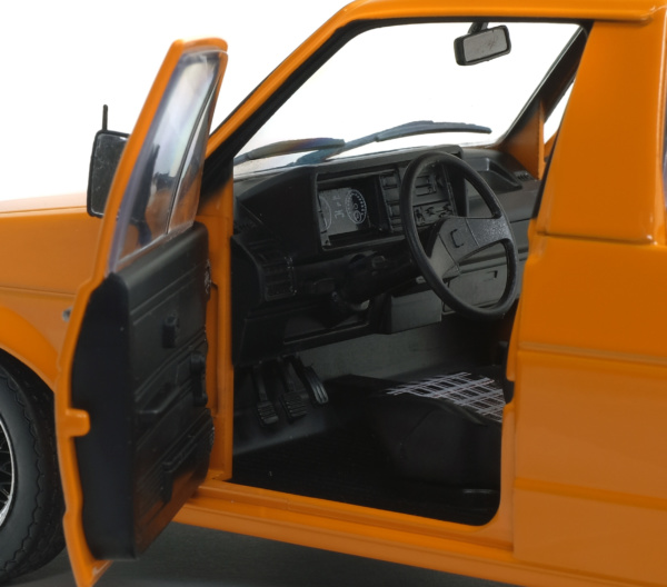 VOLKSWAGEN CADDY MK1 - CUSTOM - ORANGE METALLIC - 1982