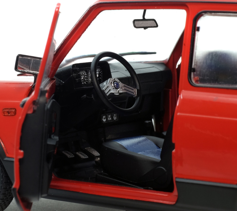 Autobianchi A112 Abarth rouge (Maxichamps) 1/43e Autobianchi A112 Abarth rouge (Maxichamps) 1/43e