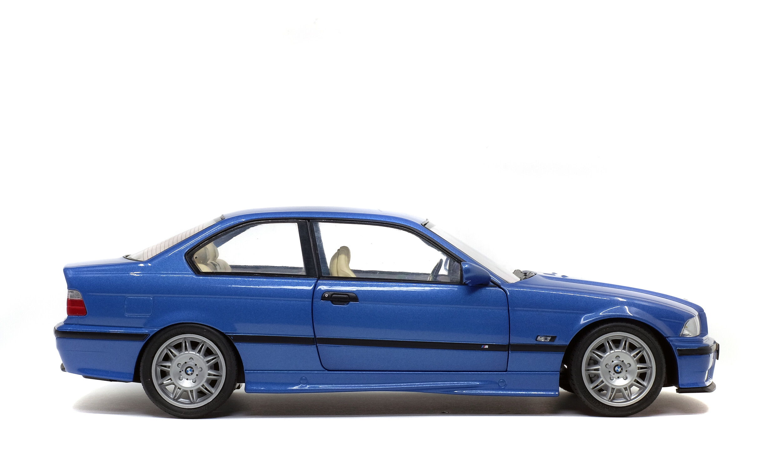 BMW E36 Coupé M3 - Bleu Estoril - 1990 - Solido