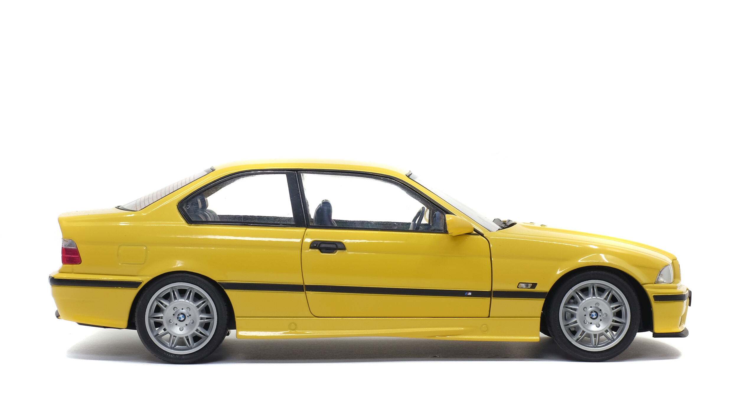 BMW E36 Coupé M3 Jaune Dakar 1994 Solido