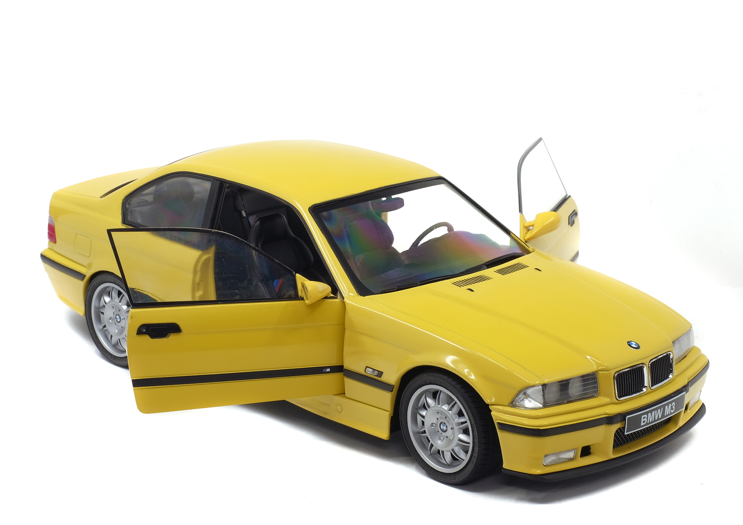 SOLIDO Voiture miniature BMW E36 Coupé M3 1994 jaune Dakar 1/24e pas cher 