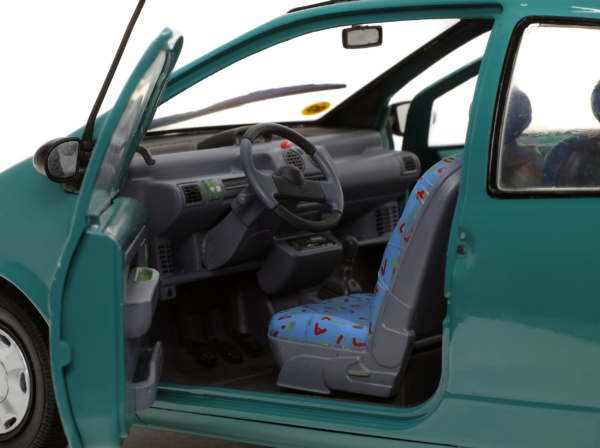 RENAULT TWINGO MK1 - VERT CORIANDRE - 1993