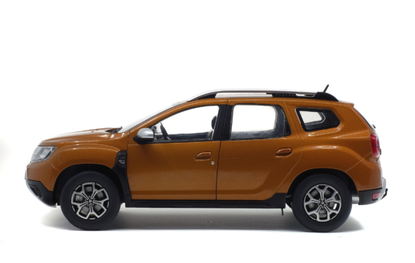 DACIA DUSTER MK2 - ORANGE ATACAMA - 2018