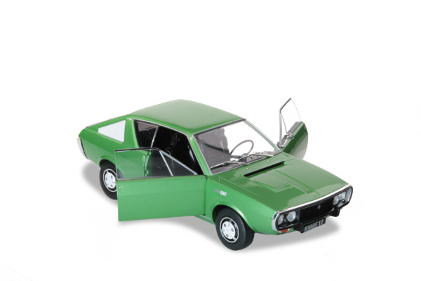 RENAULT R17 MK1 - VERT METAL VERNIS - 1976