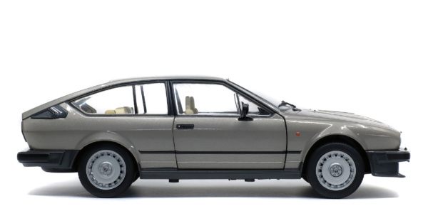 Alfa Romeo GTV6 - Silver - 1984