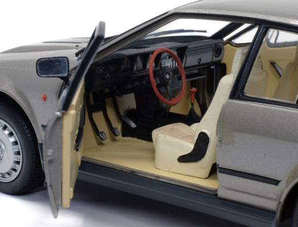 Alfa Romeo GTV6 - Silver - 1984