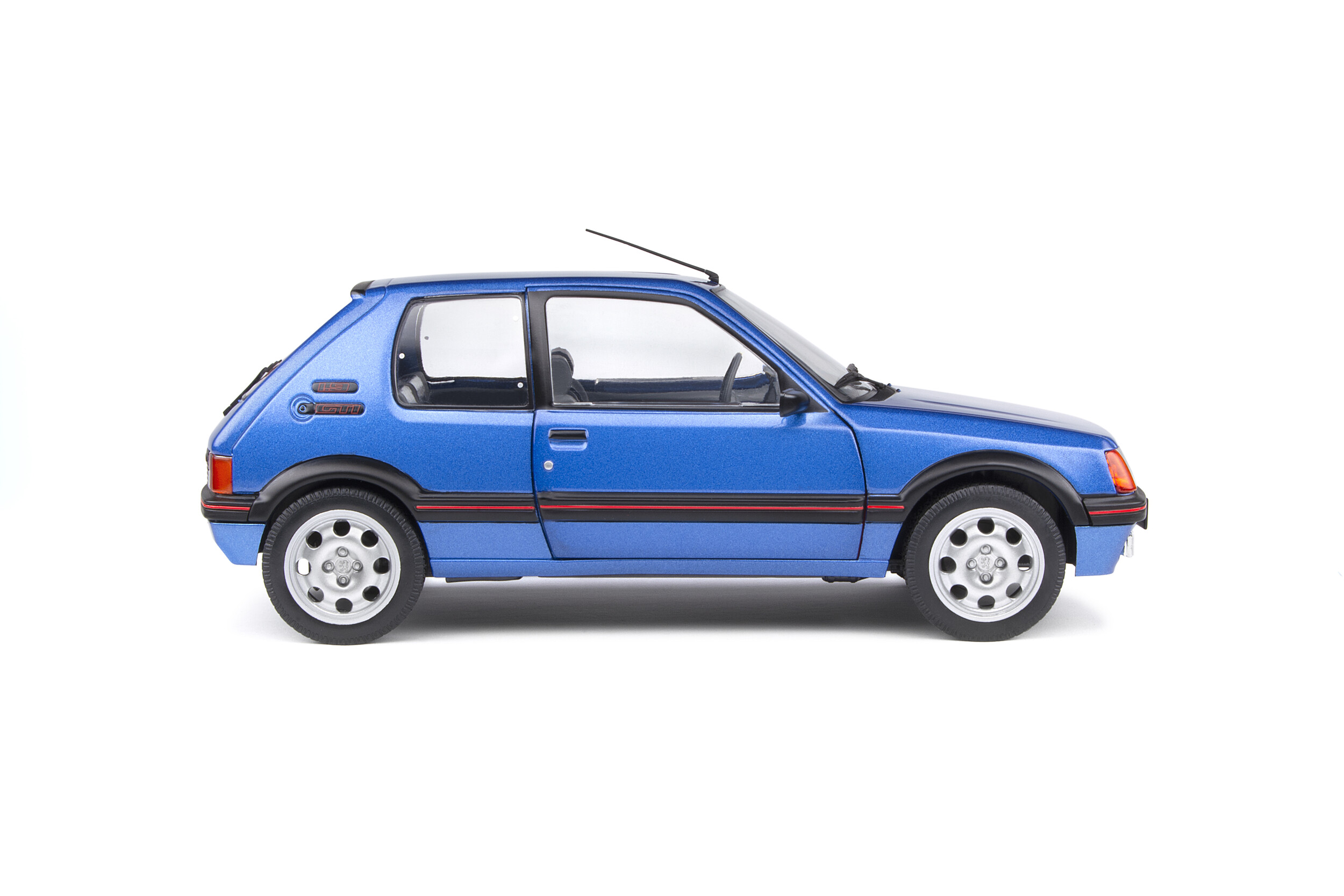 Modèles miniatures de Peugeot 205
