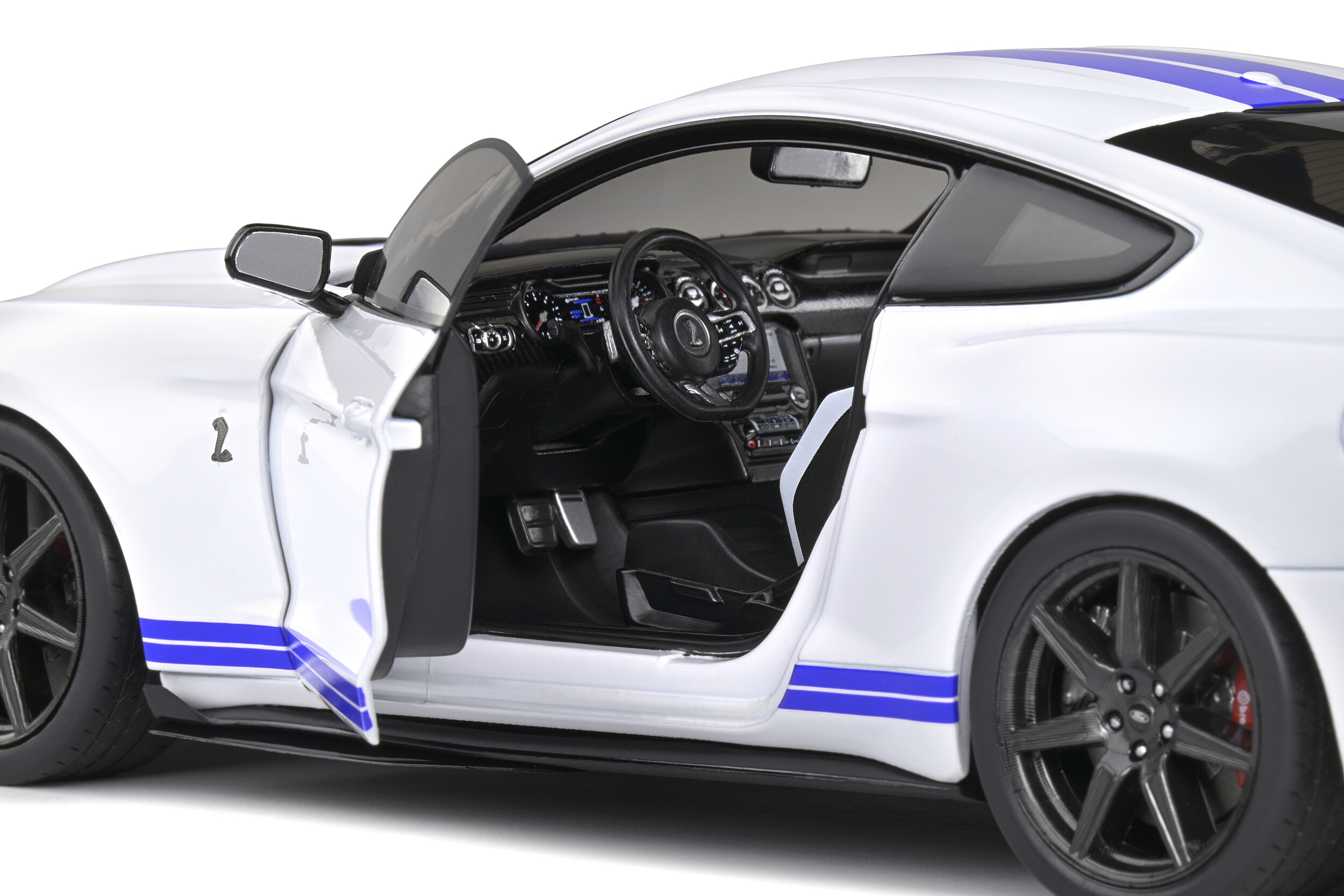 Ford GT500 Fast Track - Oxford White - 2020 - Solido
