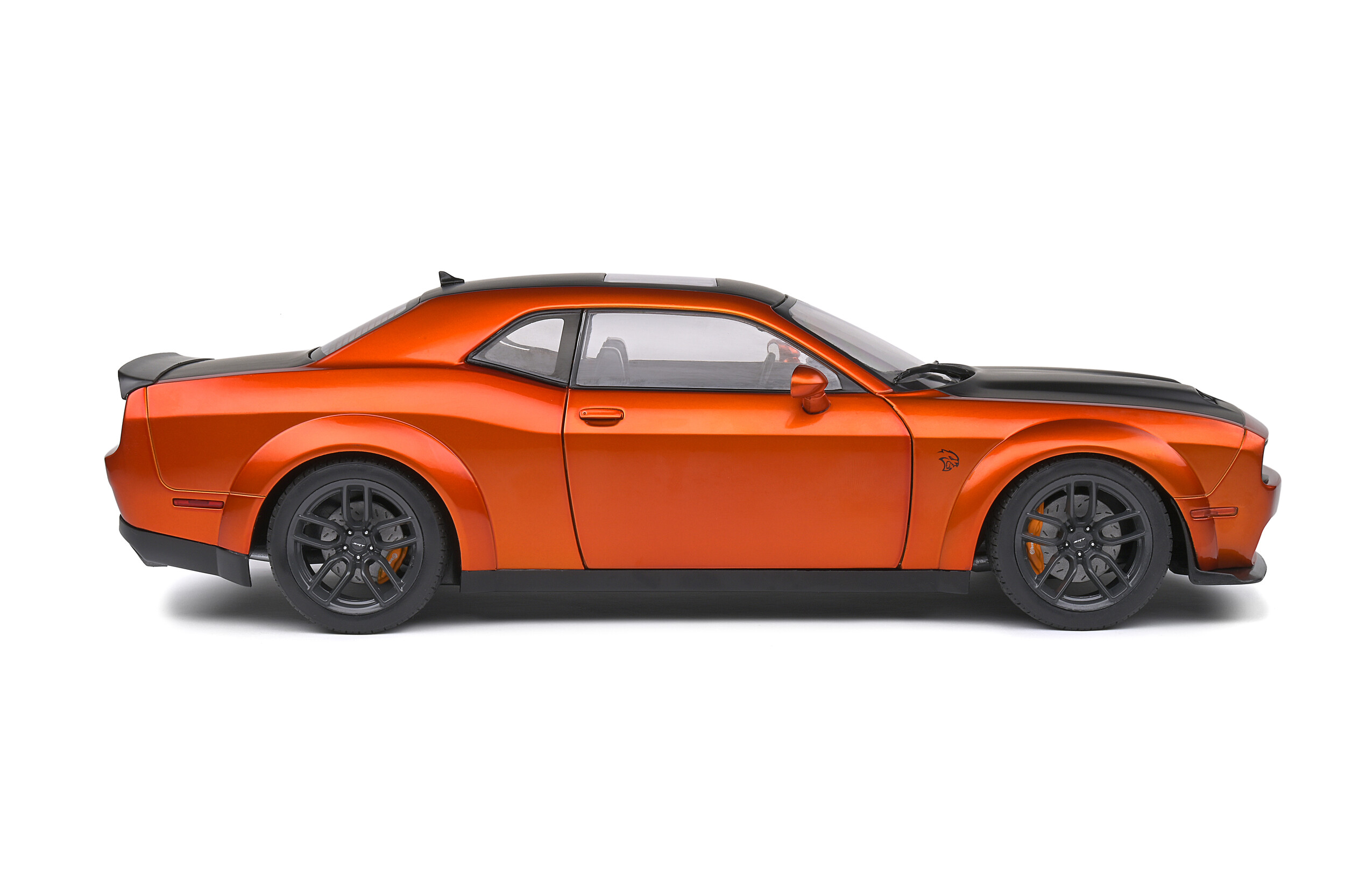 Solido 1:18 Dodge Challenger SRT Widebody Orange Metallic 2020 (S1805703)  Diecast car model available in June/July pre-order now
