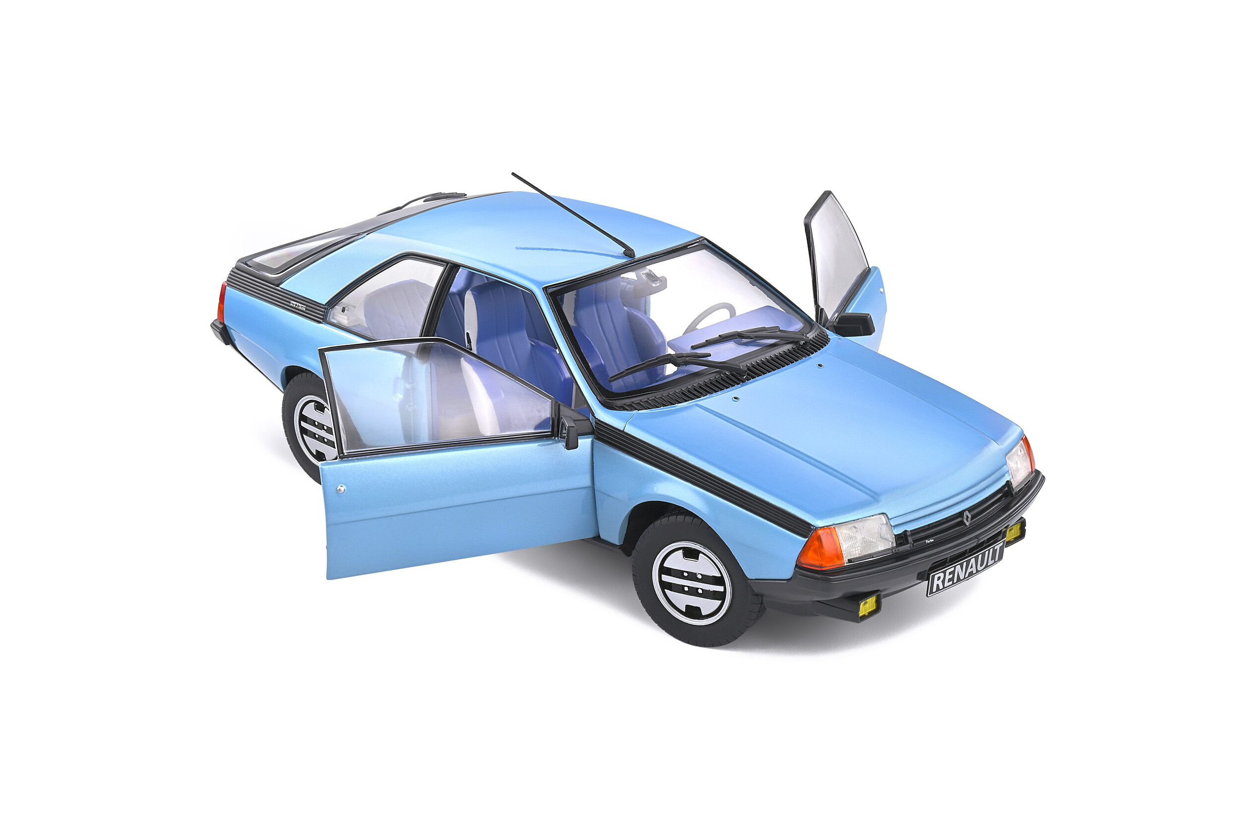MINICHAMPS Renault Fuego 1980 青メタリック Renault Fuego GTS - 1980 - Solido