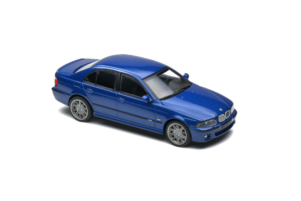 BMW M5 E39 - Estoril Blue - 2000