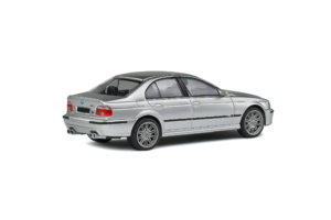 BMW M5 E39 - Titanium Silver - 2000