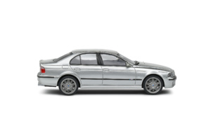 BMW M5 E39 - Titanium Silver - 2000