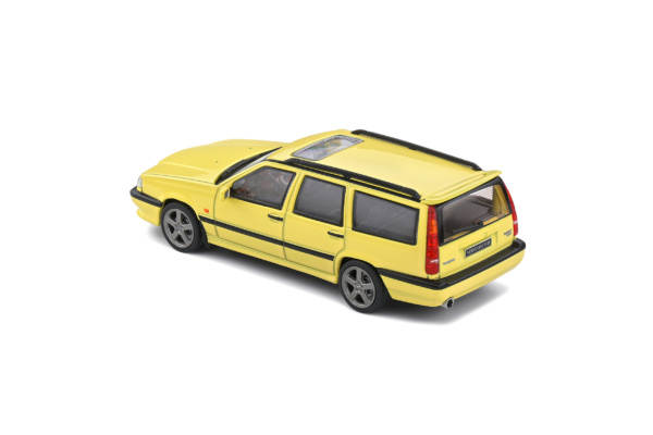 Volvo T5R - Cream Yellow - 1995