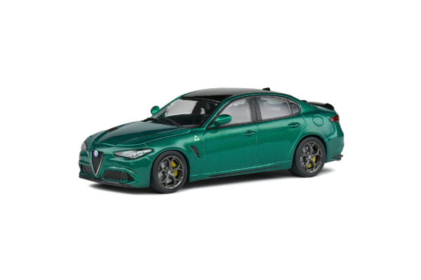 Alfa Romeo Giulia Quadrifoglio - Vert Montréal - 2016