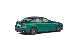 Alfa Romeo Giulia Quadrifoglio - Vert Montréal - 2016