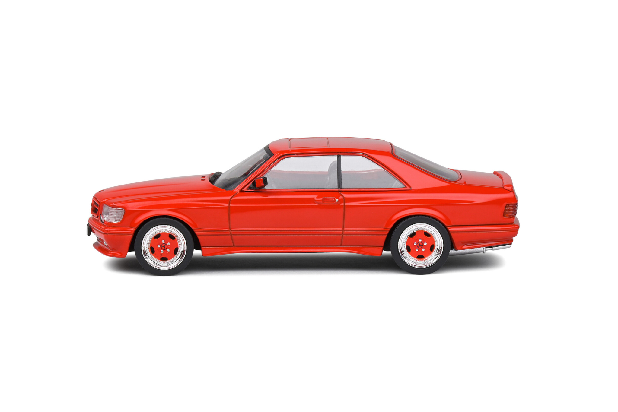 1:43 Mercedes-Benz 560 SEC AMG Wide Body Signal Red 1990 - SOLIDO - S4310902 - 1:43