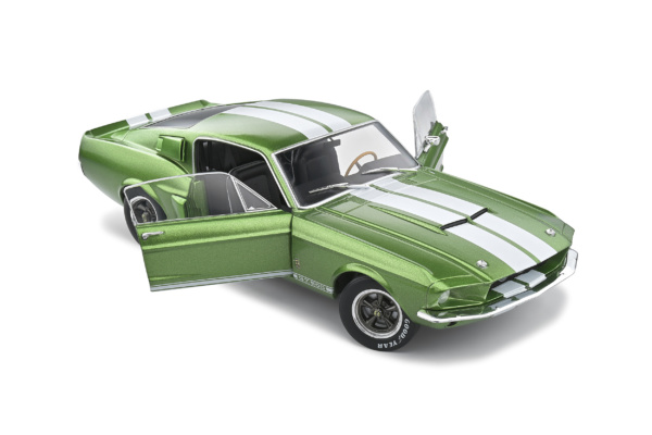 Shelby GT500 - Lime Green/ White Stripes - 1967