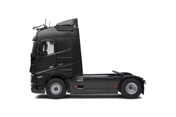 Volvo FH16 Globetrotter XL - Black Metallic - 2021