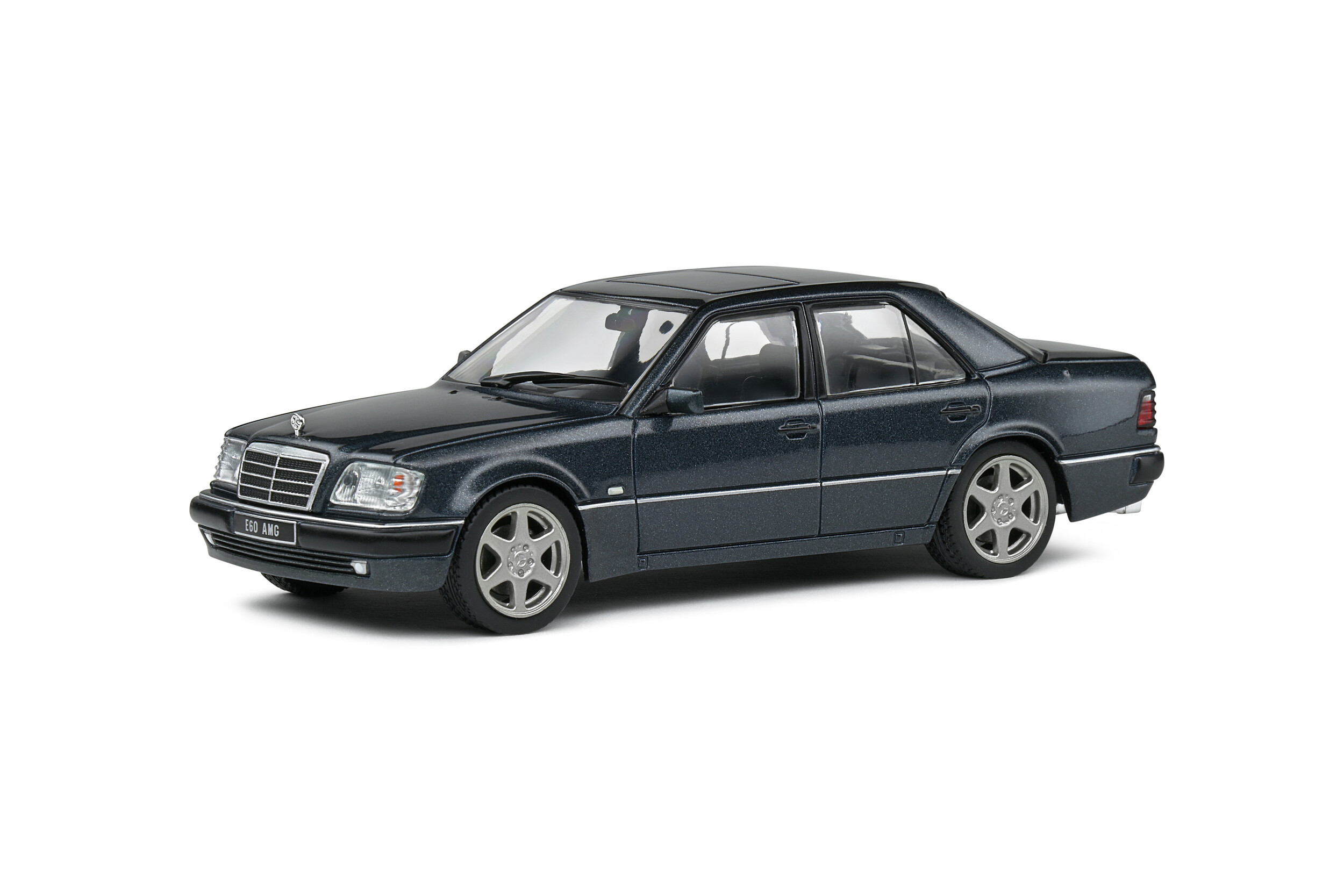 Mercedes-Benz (W124) E60 AMG - Saphire Black Metal - 1994 - Solido