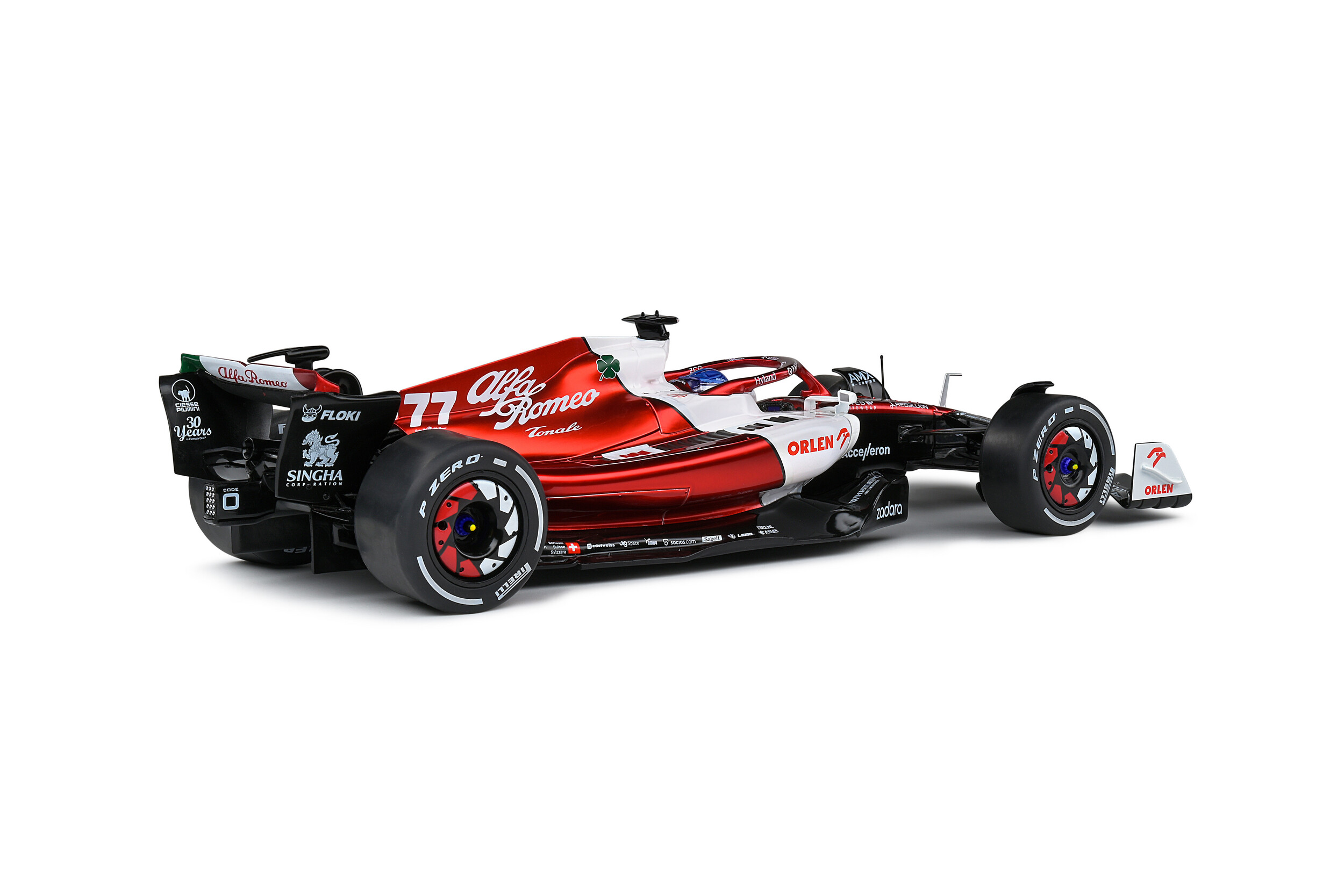 Spark 1:64 Valtteri Bottas Alfa Romeo C42 #77 6to Baréin GP fórmula 1
