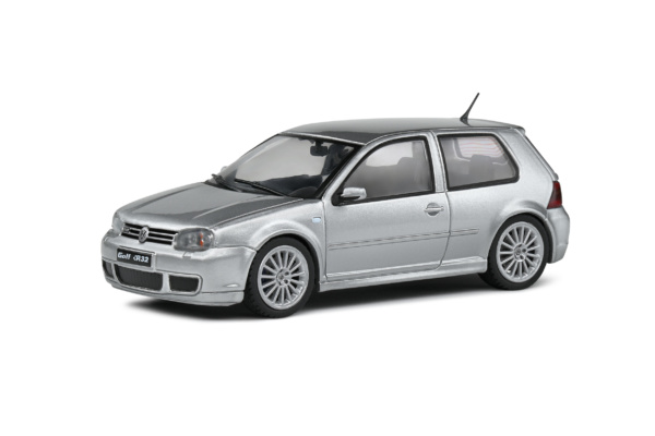 Volkswagen Golf IV R32 - 2003