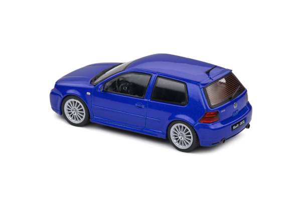 Volkswagen Golf IV R32 - 2003