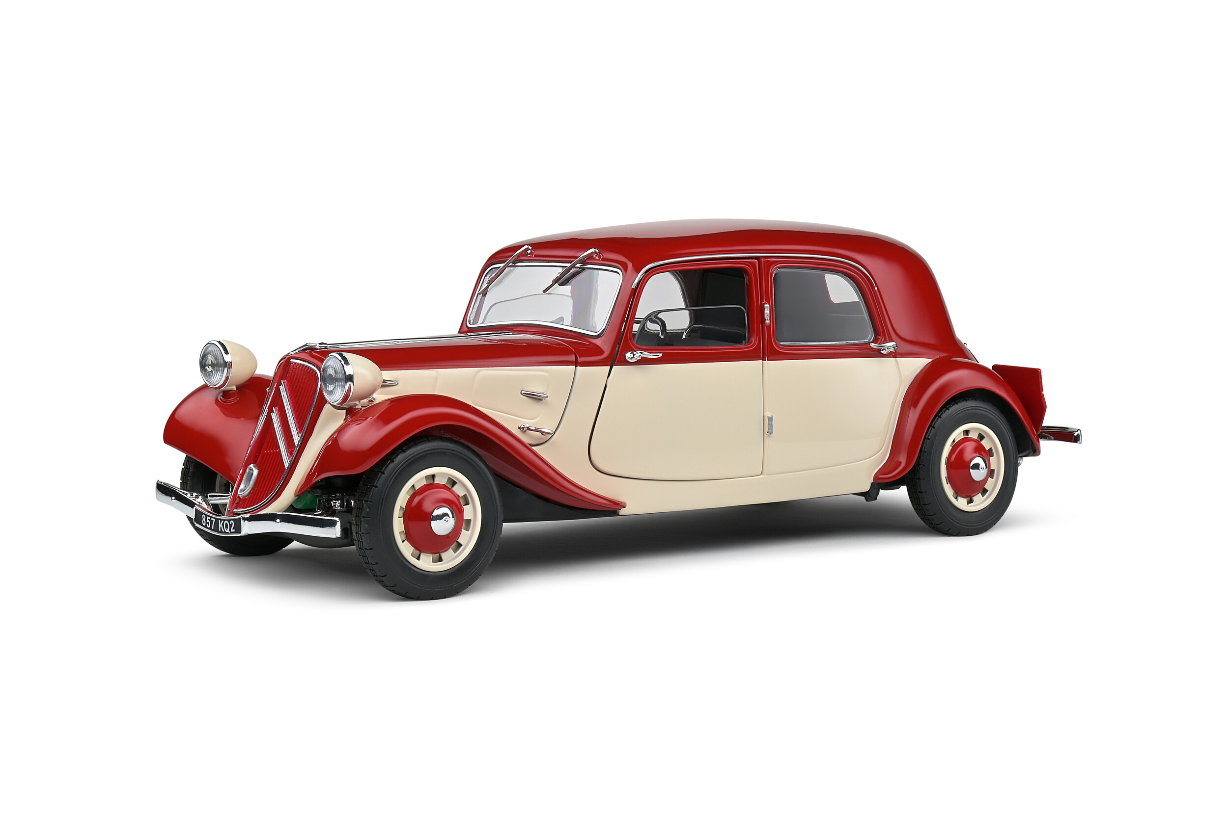 104-030 Cult 1/18 シトロエン Traction Avant Citroen Traction Avant 11 BL Spohn (1948) (France/Germany