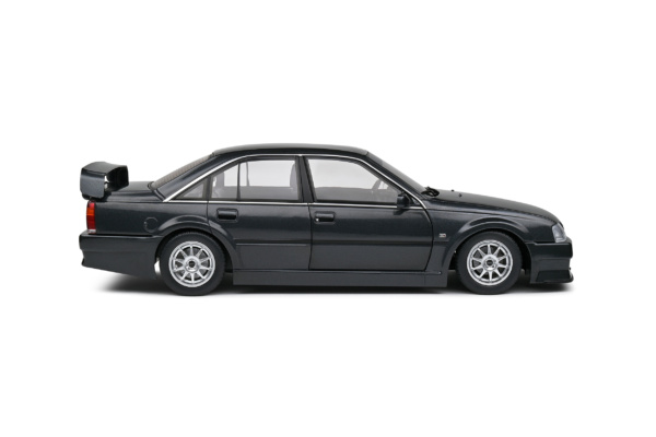 Opel Omega 500 - Metallic Black Novaschwarz - 1990