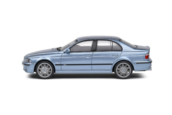 BMW M5 E39 - Silver Water blue - 2000