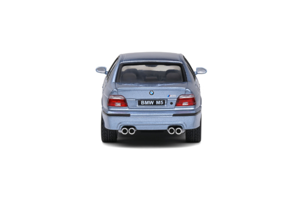 BMW M5 E39 - Silver Water blue - 2000